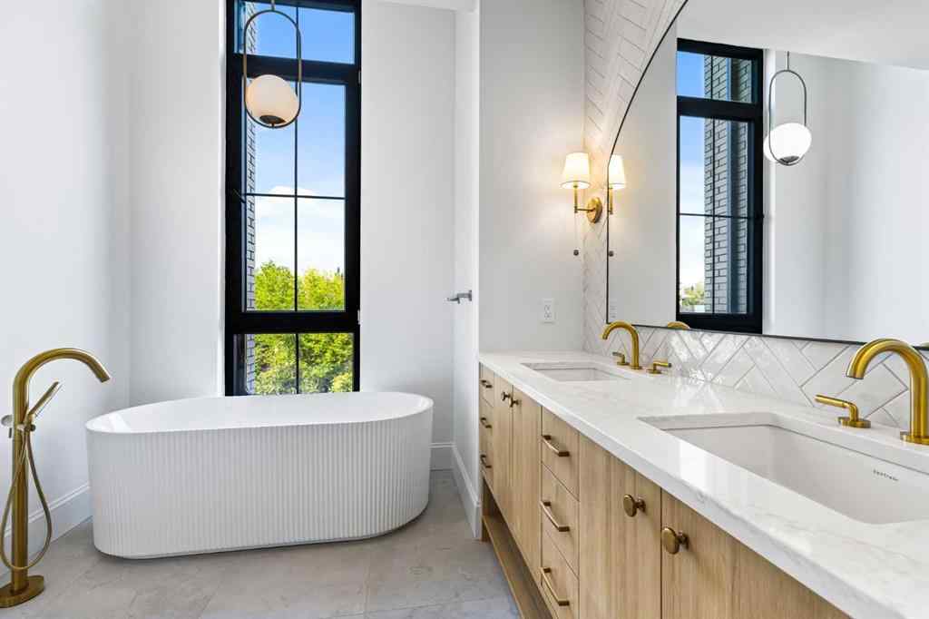 MLS® A2256424 - 2009 28 Avenue SW in South Calgary Calgary, Residential