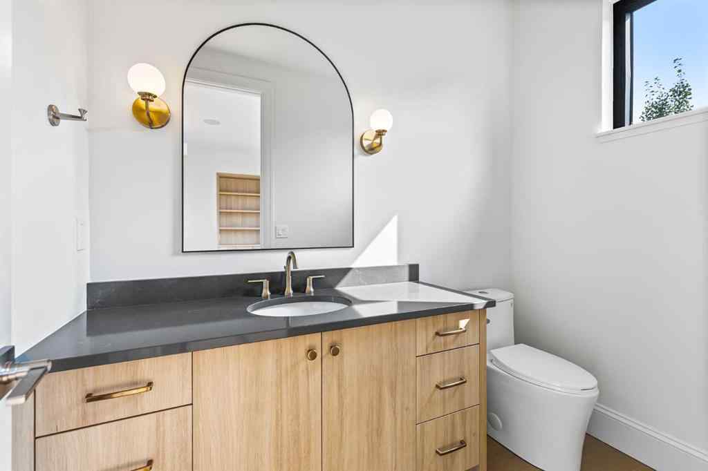 MLS® A2256424 - 2009 28 Avenue SW in South Calgary Calgary, Residential