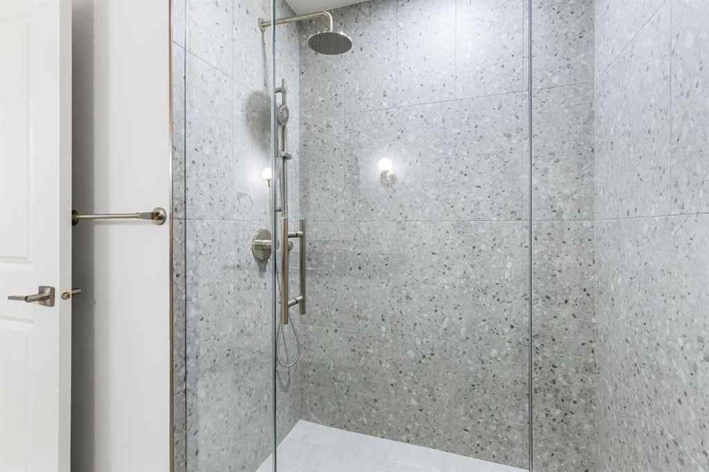MLS® A2256424 - 2009 28 Avenue SW in South Calgary Calgary, Residential