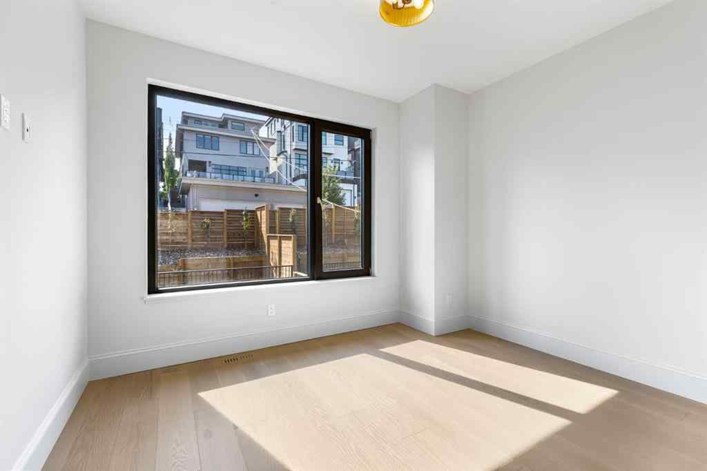 MLS® A2256427 - 2011 28 Avenue SW in South Calgary Calgary, Residential