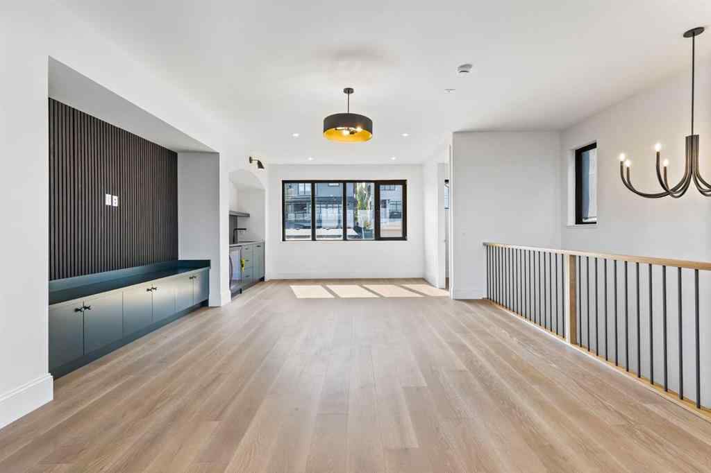 MLS® A2256427 - 2011 28 Avenue SW in South Calgary Calgary, Residential