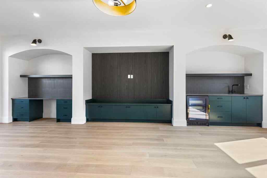 MLS® A2256427 - 2011 28 Avenue SW in South Calgary Calgary, Residential