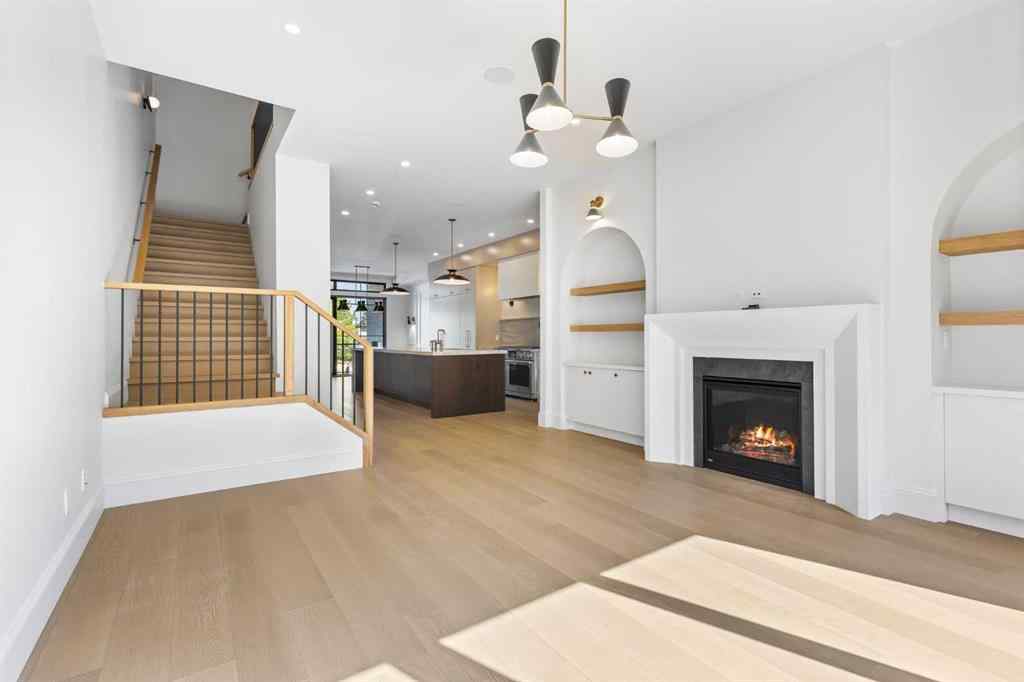 MLS® A2256427 - 2011 28 Avenue SW in South Calgary Calgary, Residential