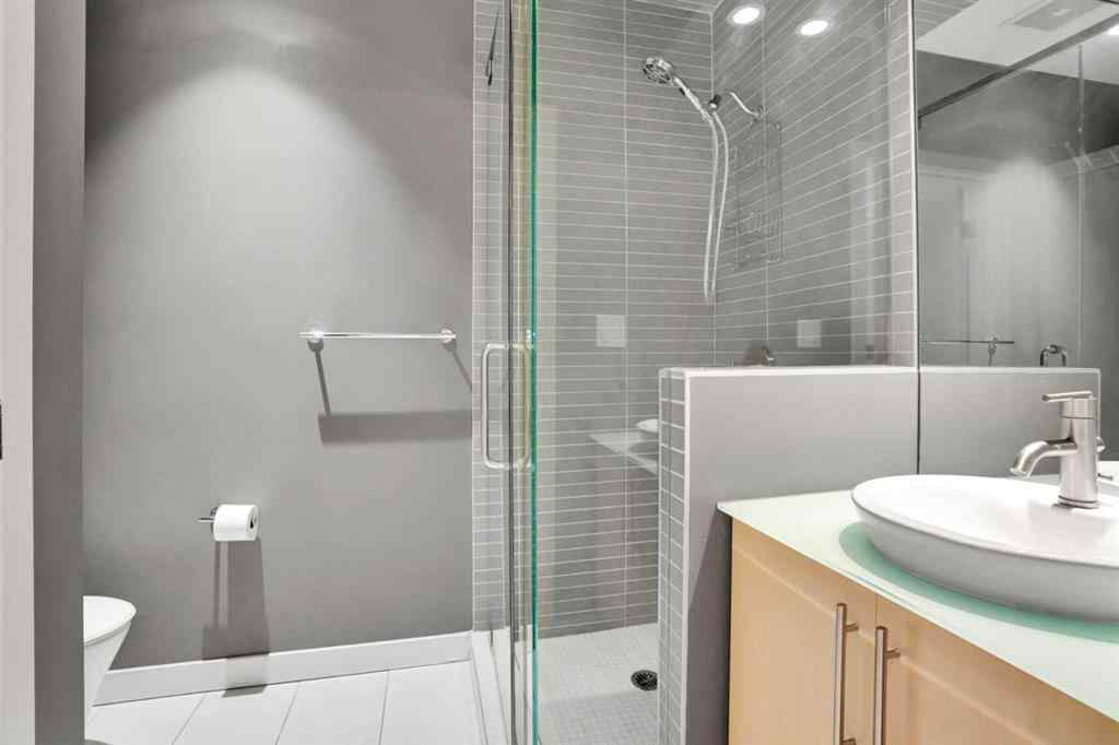 MLS® A2256429 - Unit #205 701 3 Avenue SW in Downtown Commercial Core Calgary, Residential