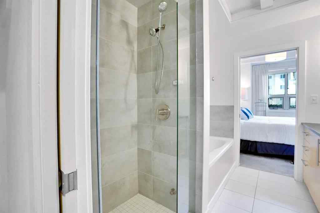 MLS® A2256429 - Unit #205 701 3 Avenue SW in Downtown Commercial Core Calgary, Residential