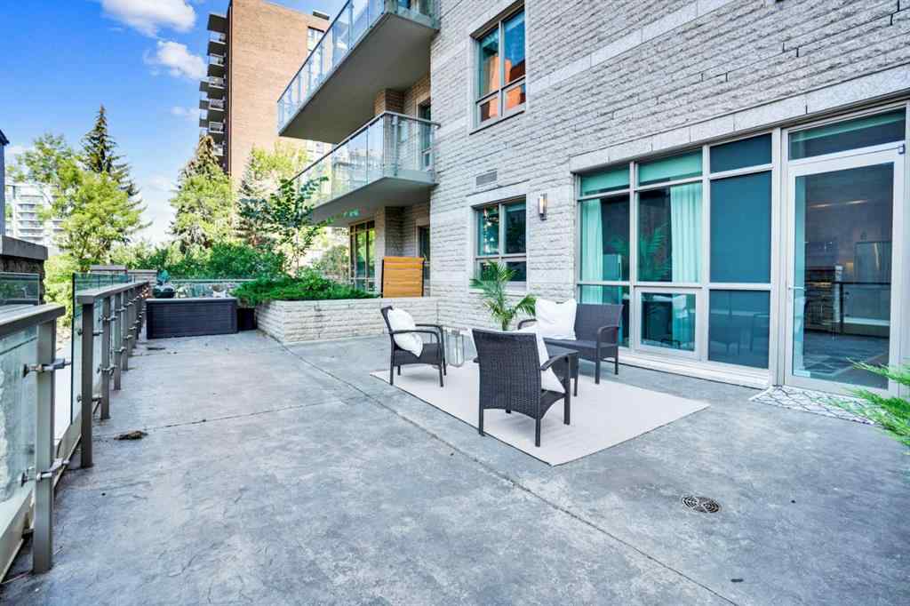 MLS® A2256429 - Unit #205 701 3 Avenue SW in Downtown Commercial Core Calgary, Residential