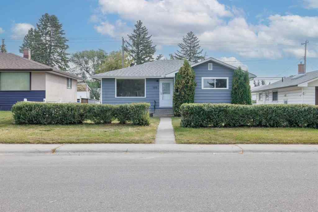 MLS® A2256432 - 2618 41 Street SE in Forest Lawn Calgary, Residential