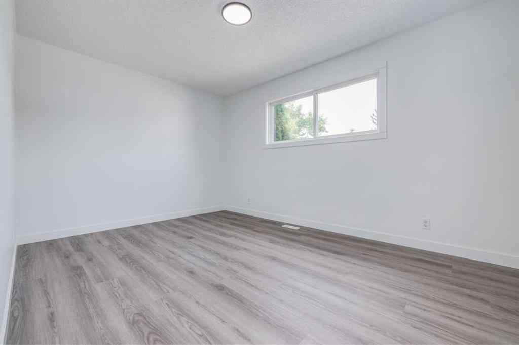 MLS® A2256432 - 2618 41 Street SE in Forest Lawn Calgary, Residential