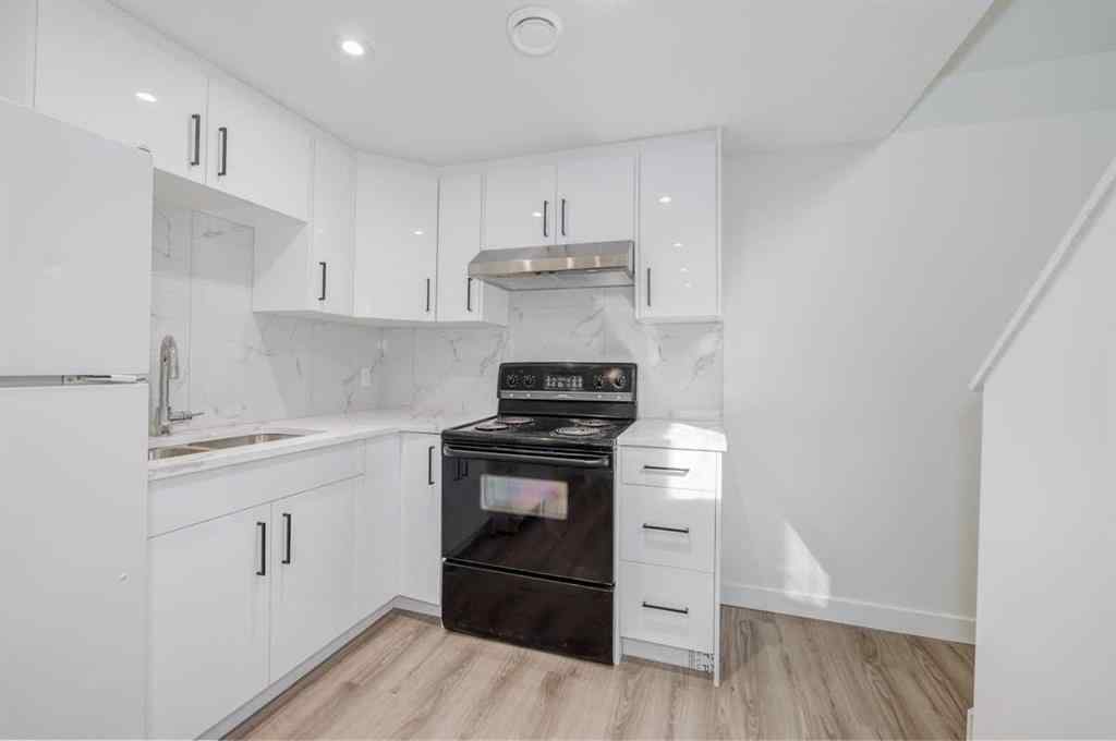 MLS® A2256432 - 2618 41 Street SE in Forest Lawn Calgary, Residential