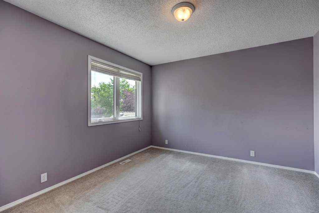 MLS® A2256433 - 3430 Douglasdale Boulevard SE in Douglasdale/Glen Calgary, Residential