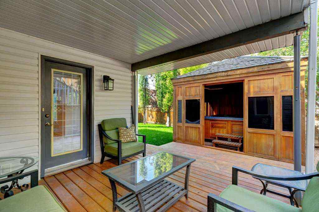 MLS® A2256433 - 3430 Douglasdale Boulevard SE in Douglasdale/Glen Calgary, Residential
