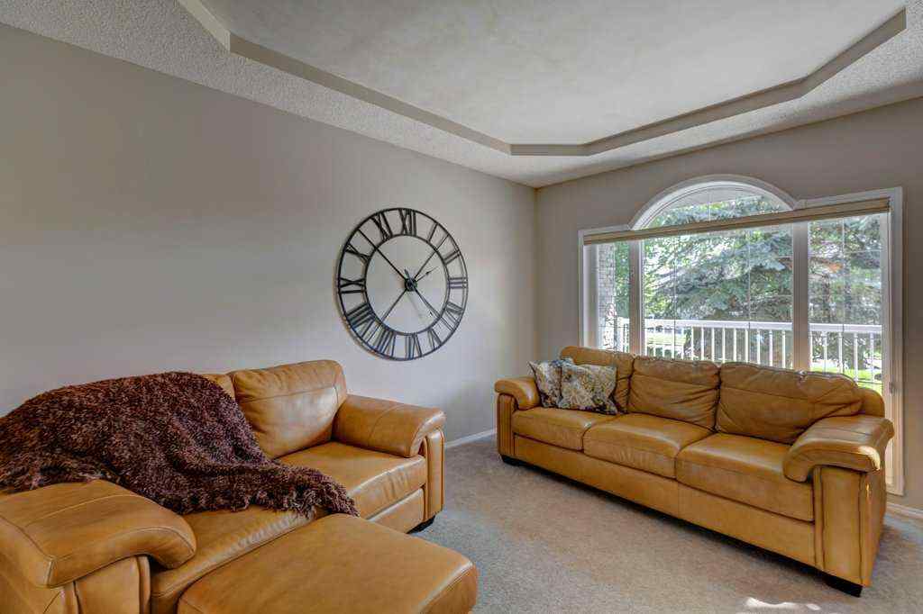 MLS® A2256433 - 3430 Douglasdale Boulevard SE in Douglasdale/Glen Calgary, Residential