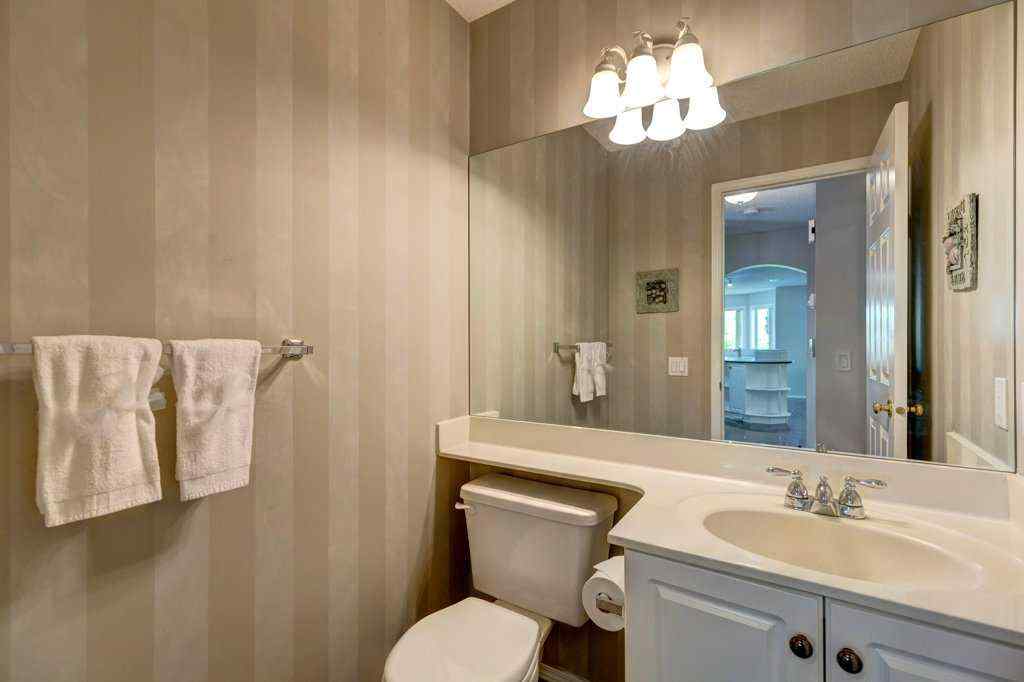 MLS® A2256433 - 3430 Douglasdale Boulevard SE in Douglasdale/Glen Calgary, Residential