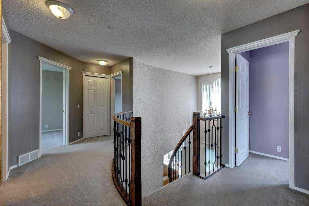MLS® A2256433 - 3430 Douglasdale Boulevard SE in Douglasdale/Glen Calgary, Residential