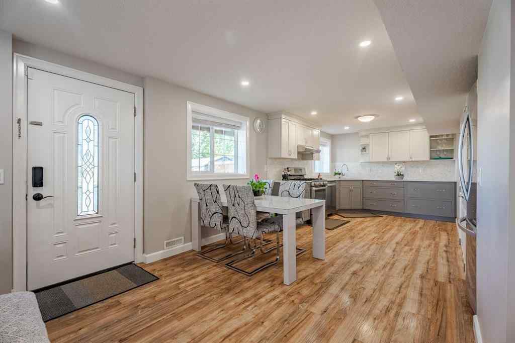 MLS® A2256442 - 110 Windwood Grove SW in Windsong Airdrie, Residential