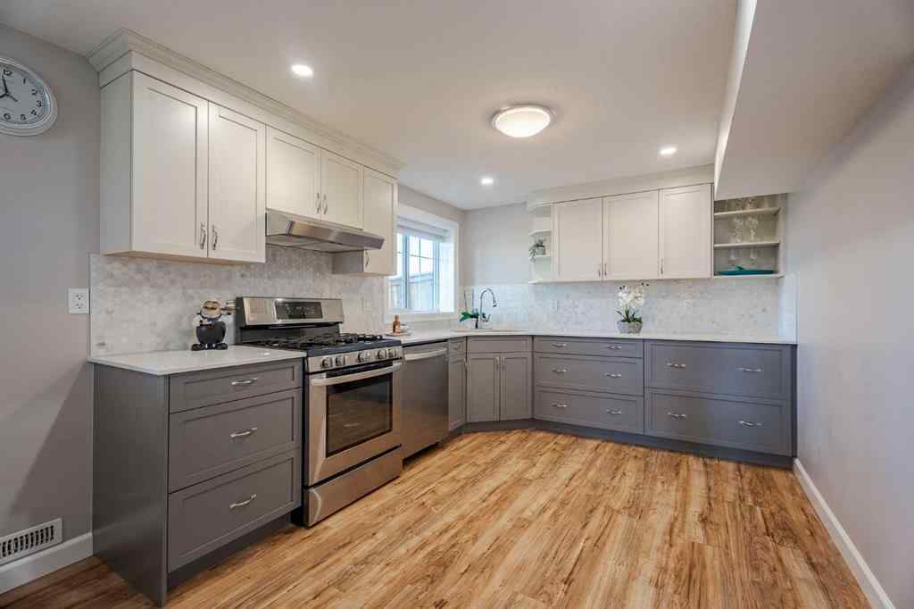 MLS® A2256442 - 110 Windwood Grove SW in Windsong Airdrie, Residential