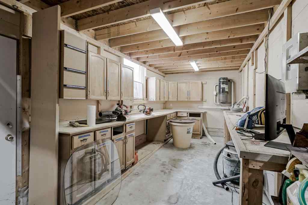 MLS® A2256444 - 47 Rockywood Circle NW in Rocky Ridge Calgary, Residential