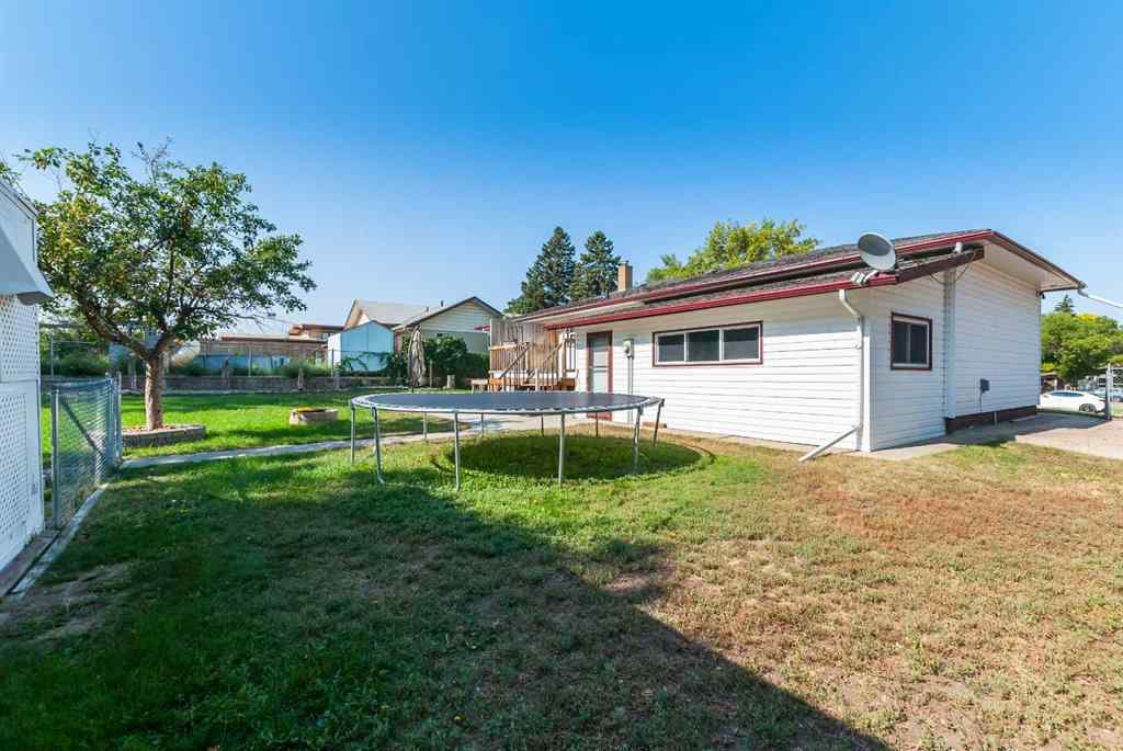 MLS® A2256446 - 76 Bray Crescent SW in SW Hill Medicine Hat, Residential