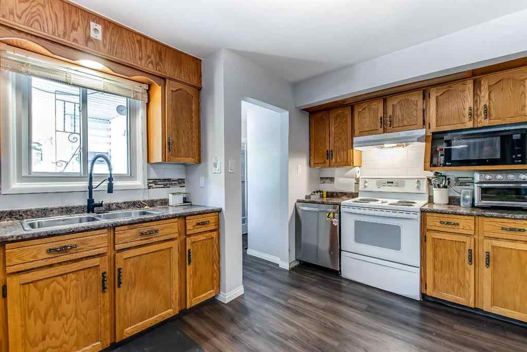 MLS® A2256446 - 76 Bray Crescent SW in SW Hill Medicine Hat, Residential