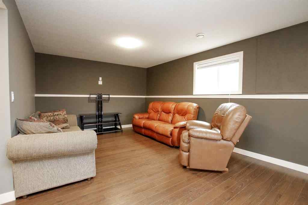MLS® A2256447 - 14 Radcliff Way  in Ryders Ridge Sylvan Lake, Residential