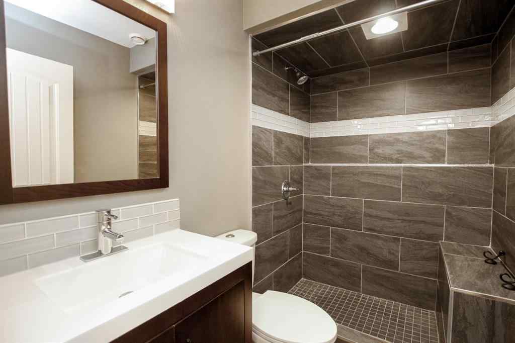 MLS® A2256447 - 14 Radcliff Way  in Ryders Ridge Sylvan Lake, Residential
