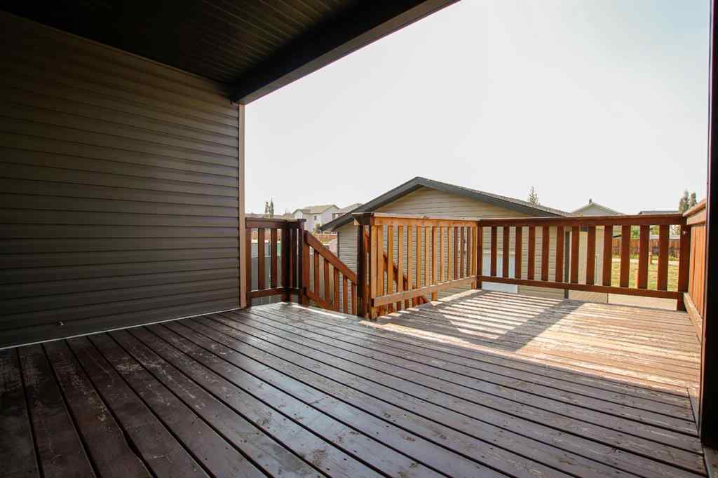 MLS® A2256447 - 14 Radcliff Way  in Ryders Ridge Sylvan Lake, Residential