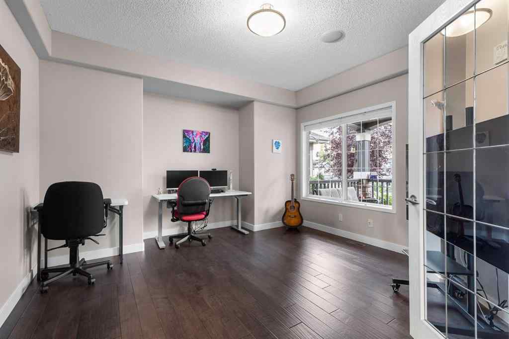 MLS® A2256448 - 14 Chapman Road SE in Chaparral Calgary, Residential