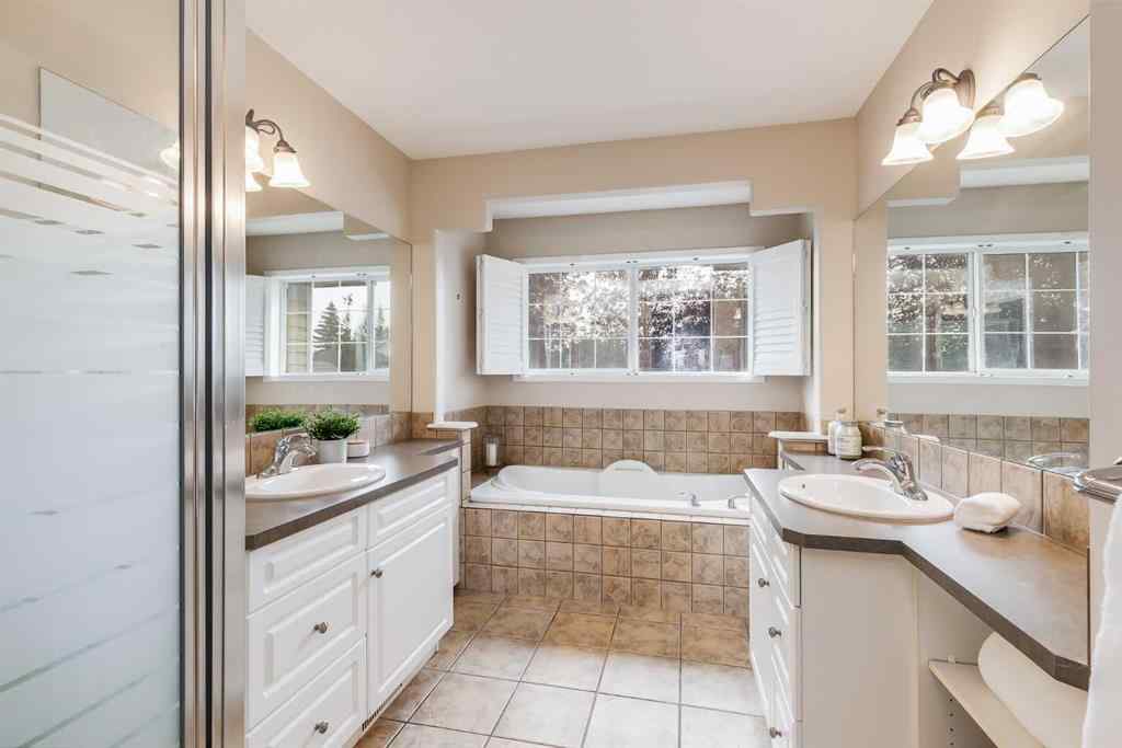 MLS® A2256448 - 14 Chapman Road SE in Chaparral Calgary, Residential