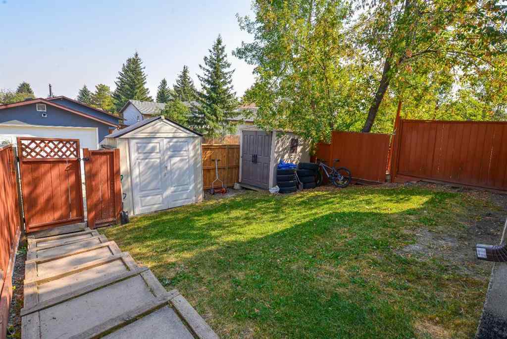 MLS® A2256449 - 8416 Centre Street NE in Beddington Heights Calgary, Residential