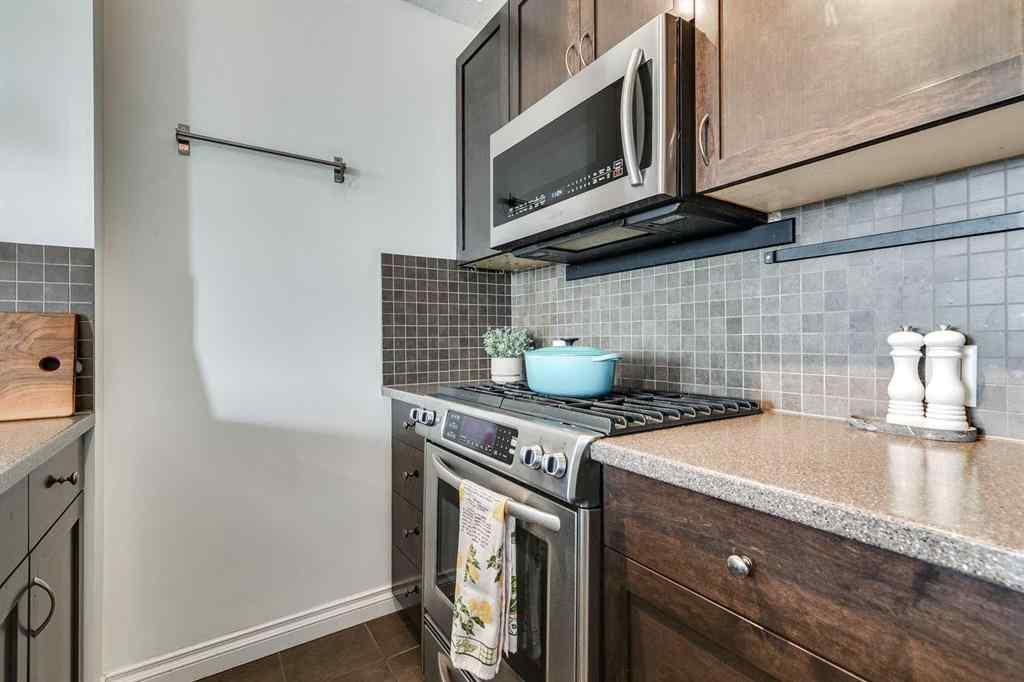 MLS® A2256452 - Unit #3501 24 Hemlock Crescent SW in Spruce Cliff Calgary, Residential