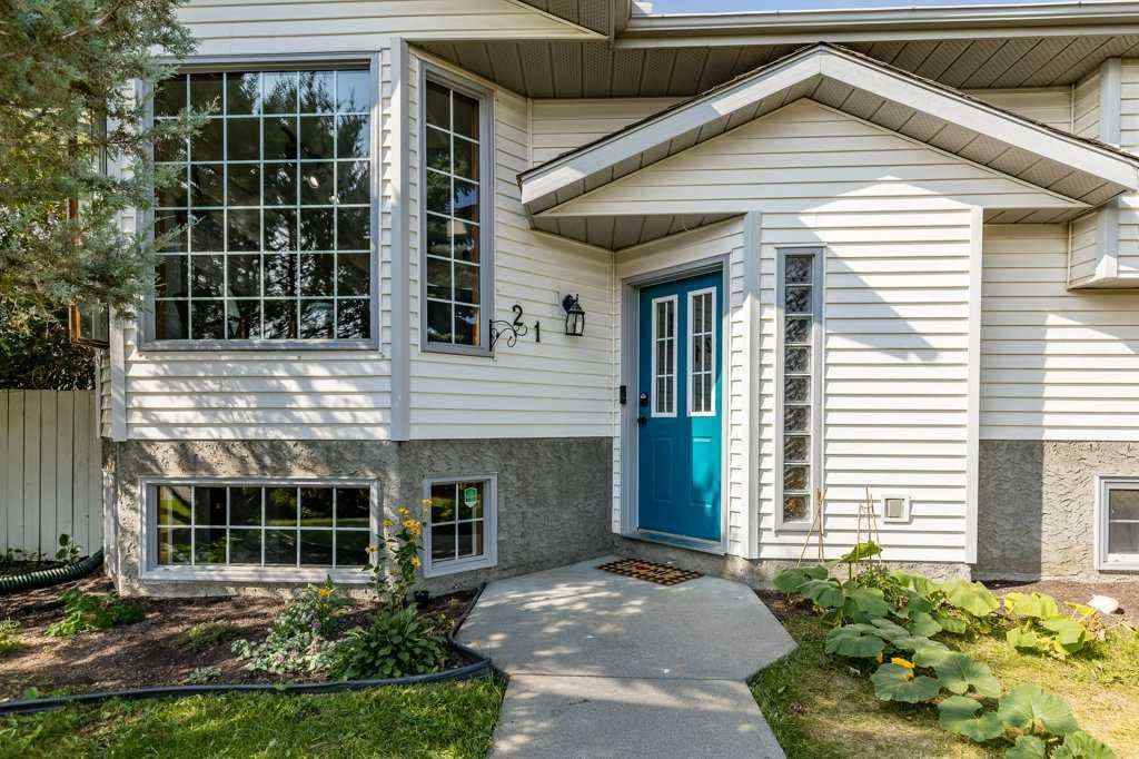 MLS® A2256453 - 21 West Mcdougal Road  in West Valley Cochrane, Residential
