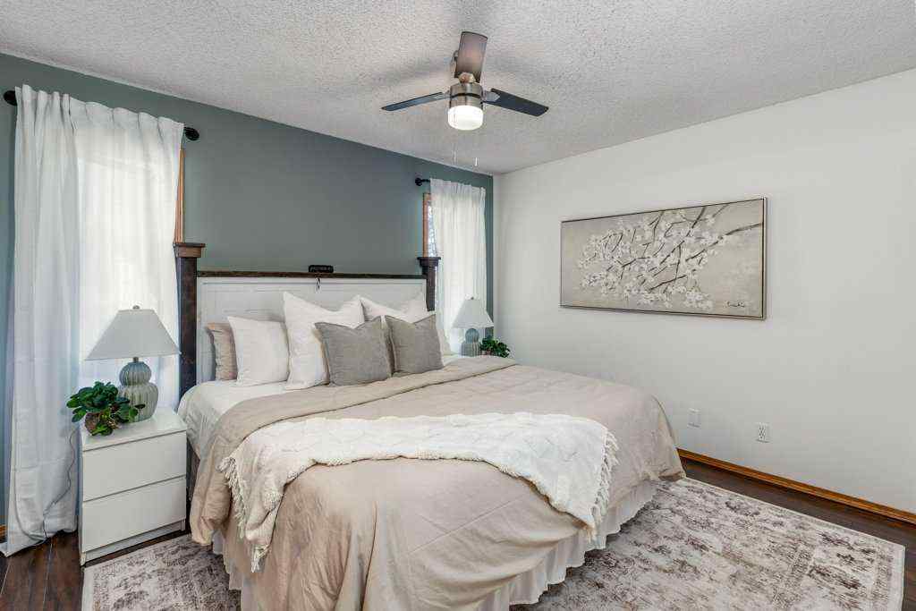 MLS® A2256453 - 21 West Mcdougal Road  in West Valley Cochrane, Residential