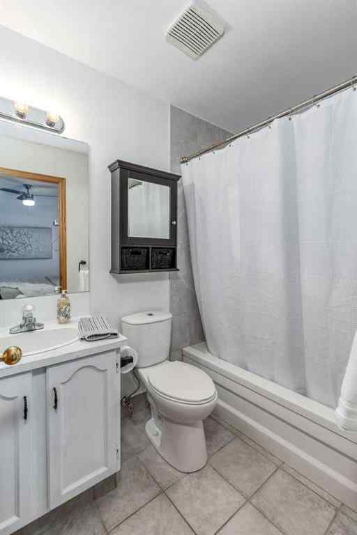 MLS® A2256453 - 21 West Mcdougal Road  in West Valley Cochrane, Residential