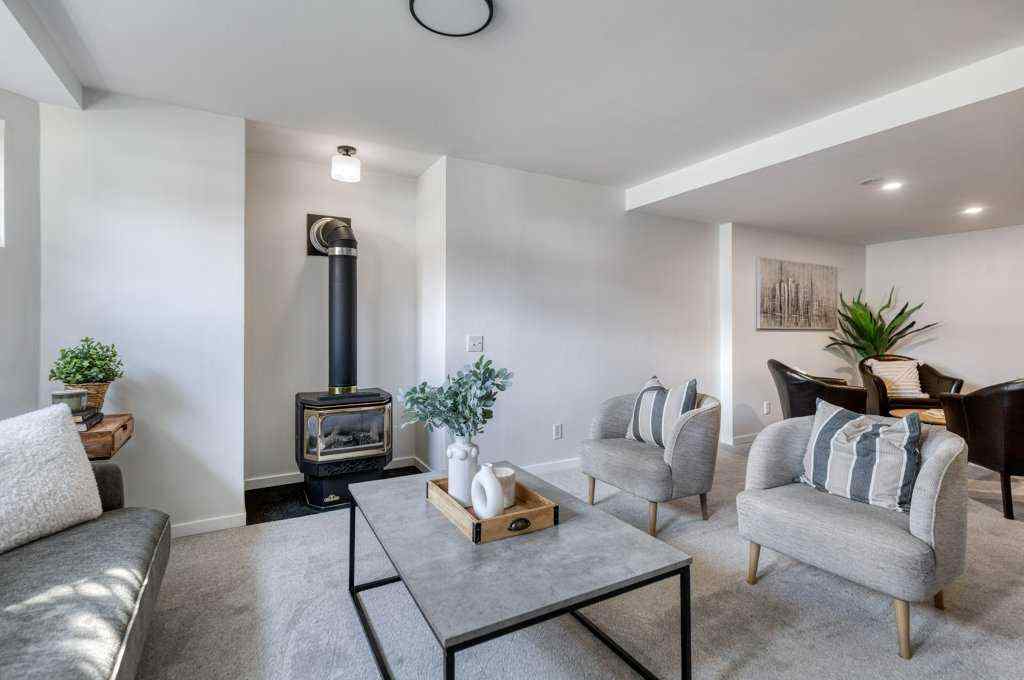 MLS® A2256453 - 21 West Mcdougal Road  in West Valley Cochrane, Residential