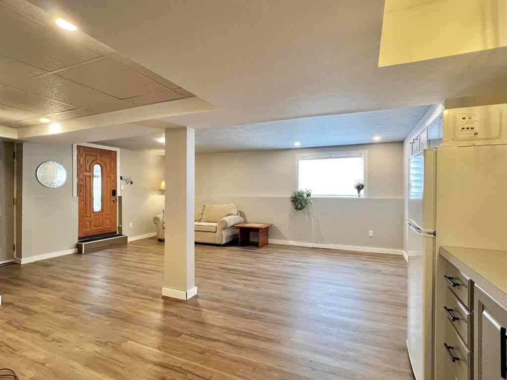 MLS® A2256456 - 550 4 Avenue W in NONE Sundre, Residential
