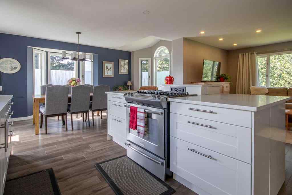 MLS® A2256456 - 550 4 Avenue W in NONE Sundre, Residential