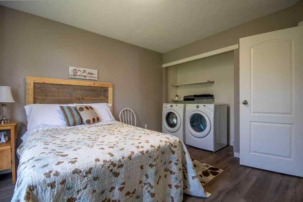 MLS® A2256456 - 550 4 Avenue W in NONE Sundre, Residential