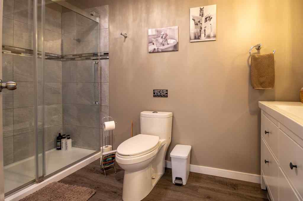 MLS® A2256456 - 550 4 Avenue W in NONE Sundre, Residential