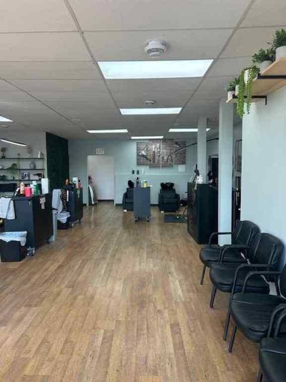 MLS® A2256457 - 5215 48 Avenue  in NONE Taber, Commercial