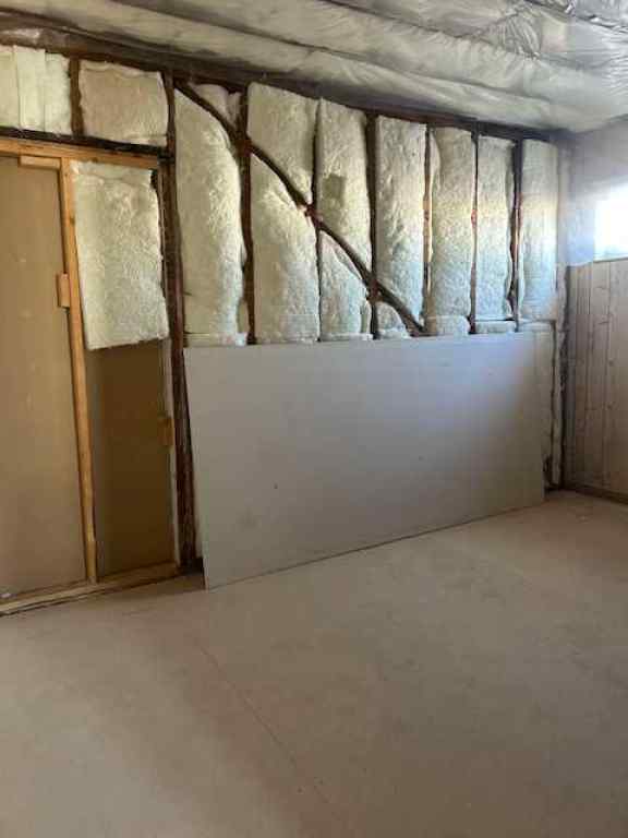 MLS® A2256457 - 5215 48 Avenue  in NONE Taber, Commercial