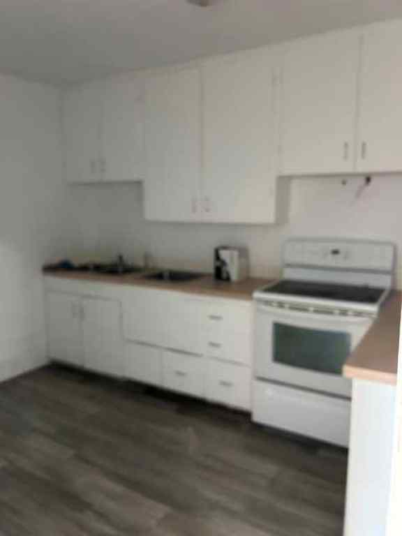 MLS® A2256457 - 5215 48 Avenue  in NONE Taber, Commercial