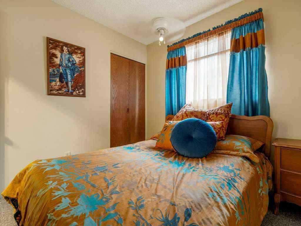 MLS® A2256464 - 82 Pensacola Court W in Varsity Village Lethbridge, Residential