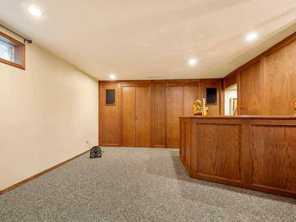 MLS® A2256464 - 82 Pensacola Court W in Varsity Village Lethbridge, Residential