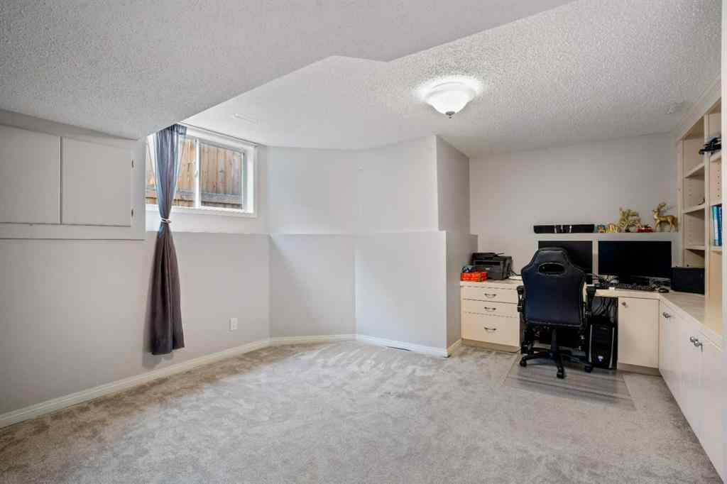MLS® A2256468 - 358 Hawkstone Drive NW in Hawkwood Calgary, Residential
