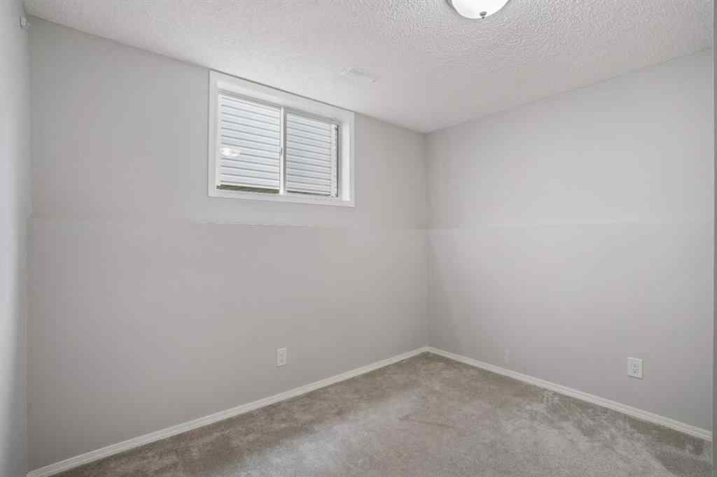 MLS® A2256468 - 358 Hawkstone Drive NW in Hawkwood Calgary, Residential