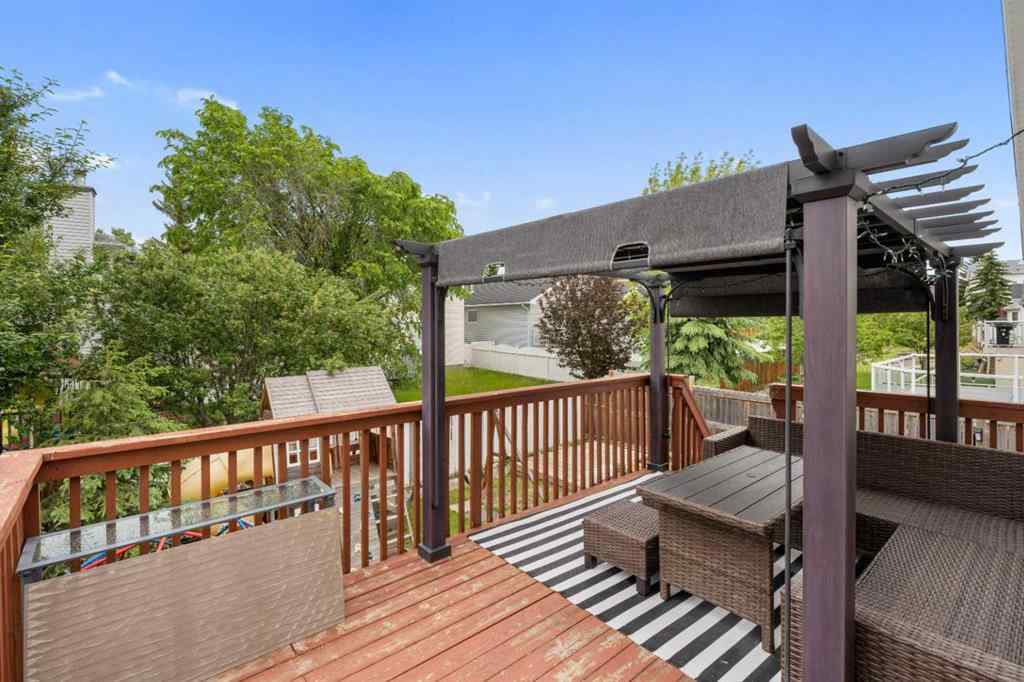 MLS® A2256468 - 358 Hawkstone Drive NW in Hawkwood Calgary, Residential