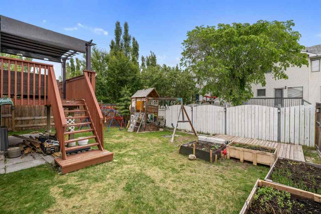 MLS® A2256468 - 358 Hawkstone Drive NW in Hawkwood Calgary, Residential