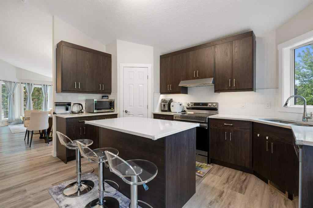 MLS® A2256468 - 358 Hawkstone Drive NW in Hawkwood Calgary, Residential