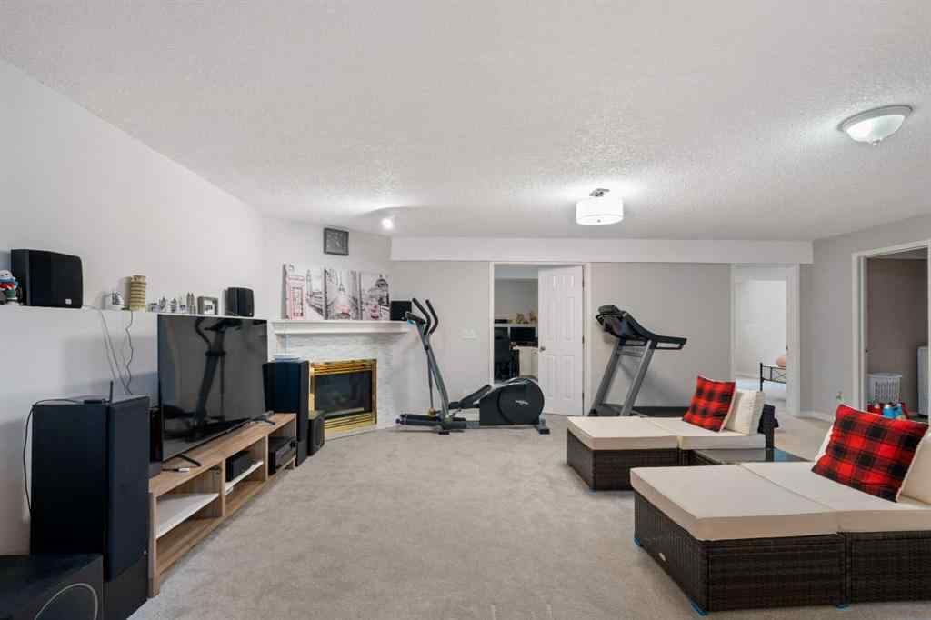 MLS® A2256468 - 358 Hawkstone Drive NW in Hawkwood Calgary, Residential