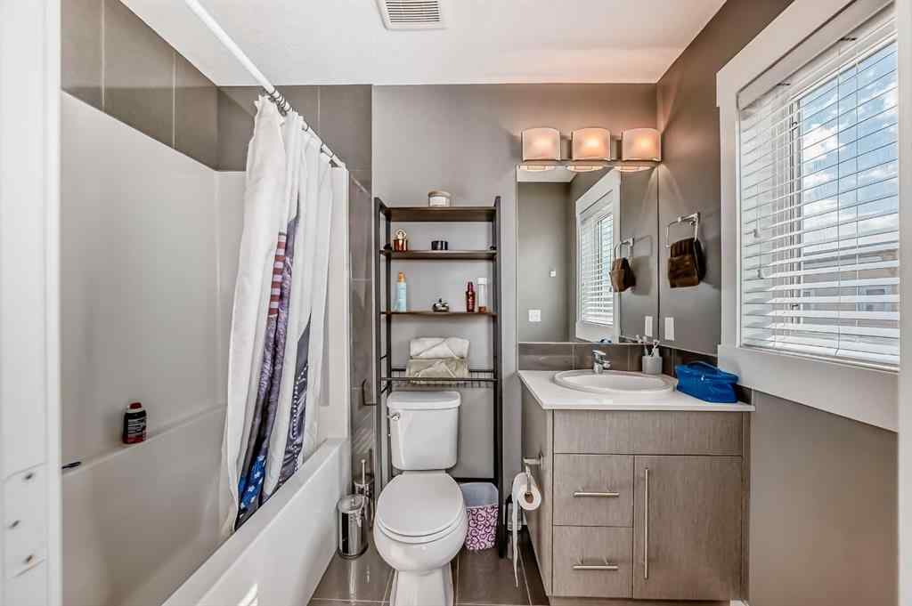 MLS® A2256469 - Unit #10 111 Rainbow Falls Gate  in Rainbow Falls Chestermere, Residential